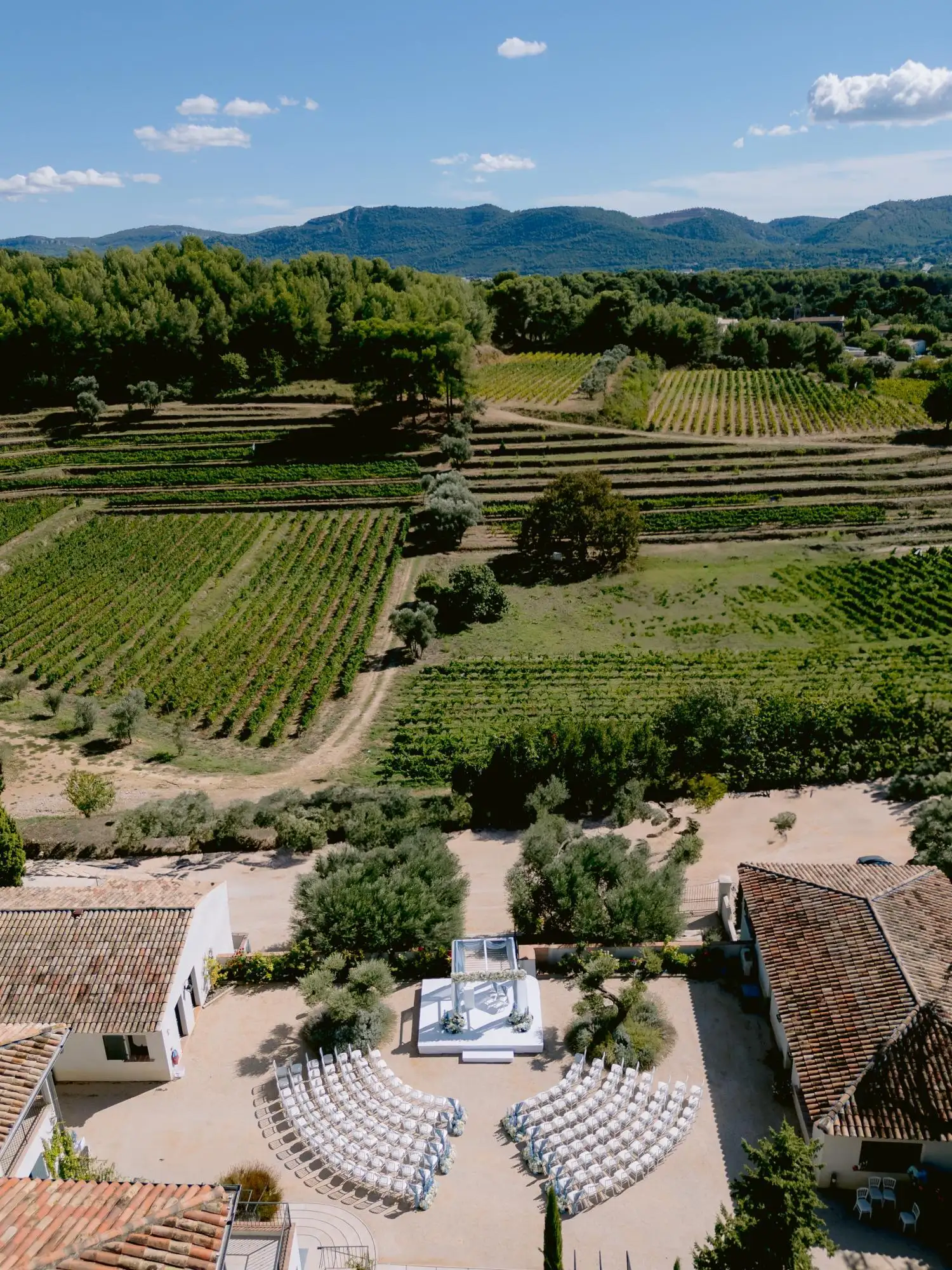 Domaine pour mariage dans les Bouches-du-Rh�ne au coeur des vignes