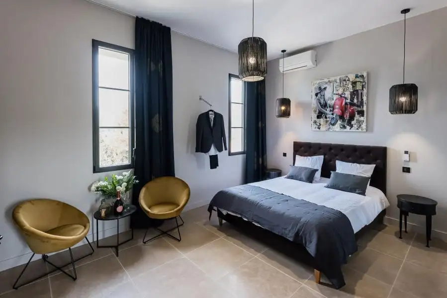 Domaine pour mariage bouches du rhone chambre